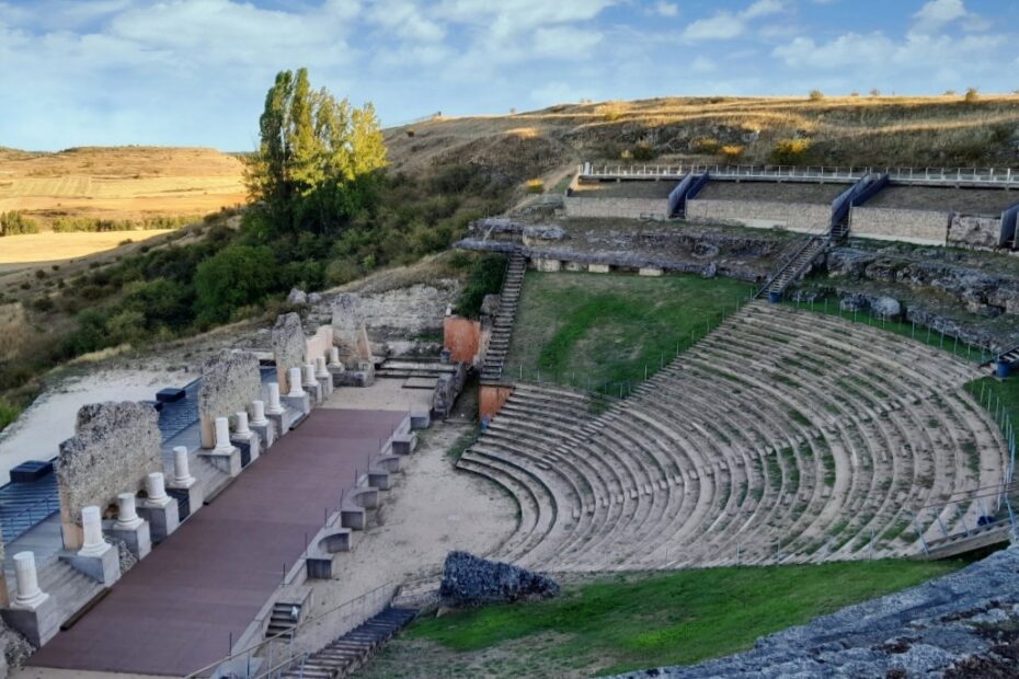 Clunia