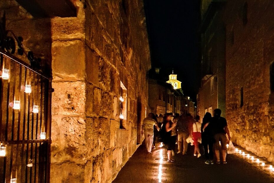 Noche de música y velas en San Esteban de Gormaz